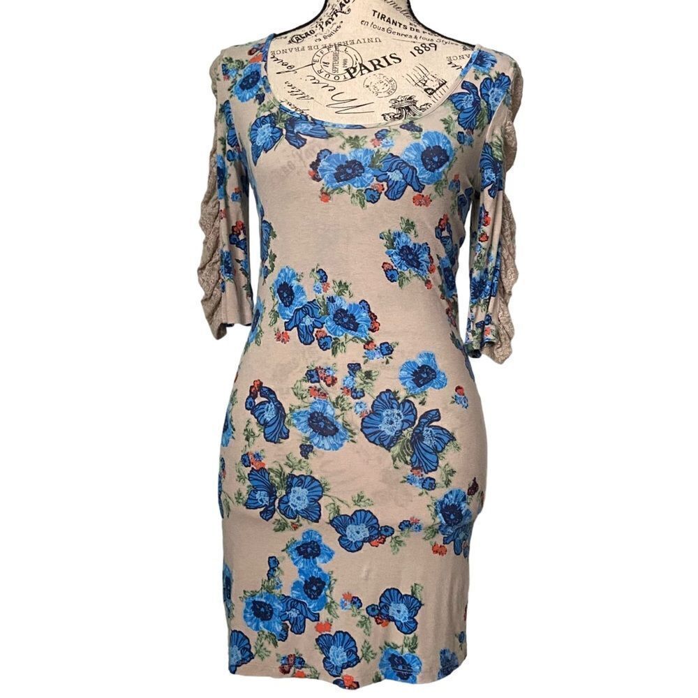 Free People Body con Floral Lace Sleeve Mini Dress in Size XS